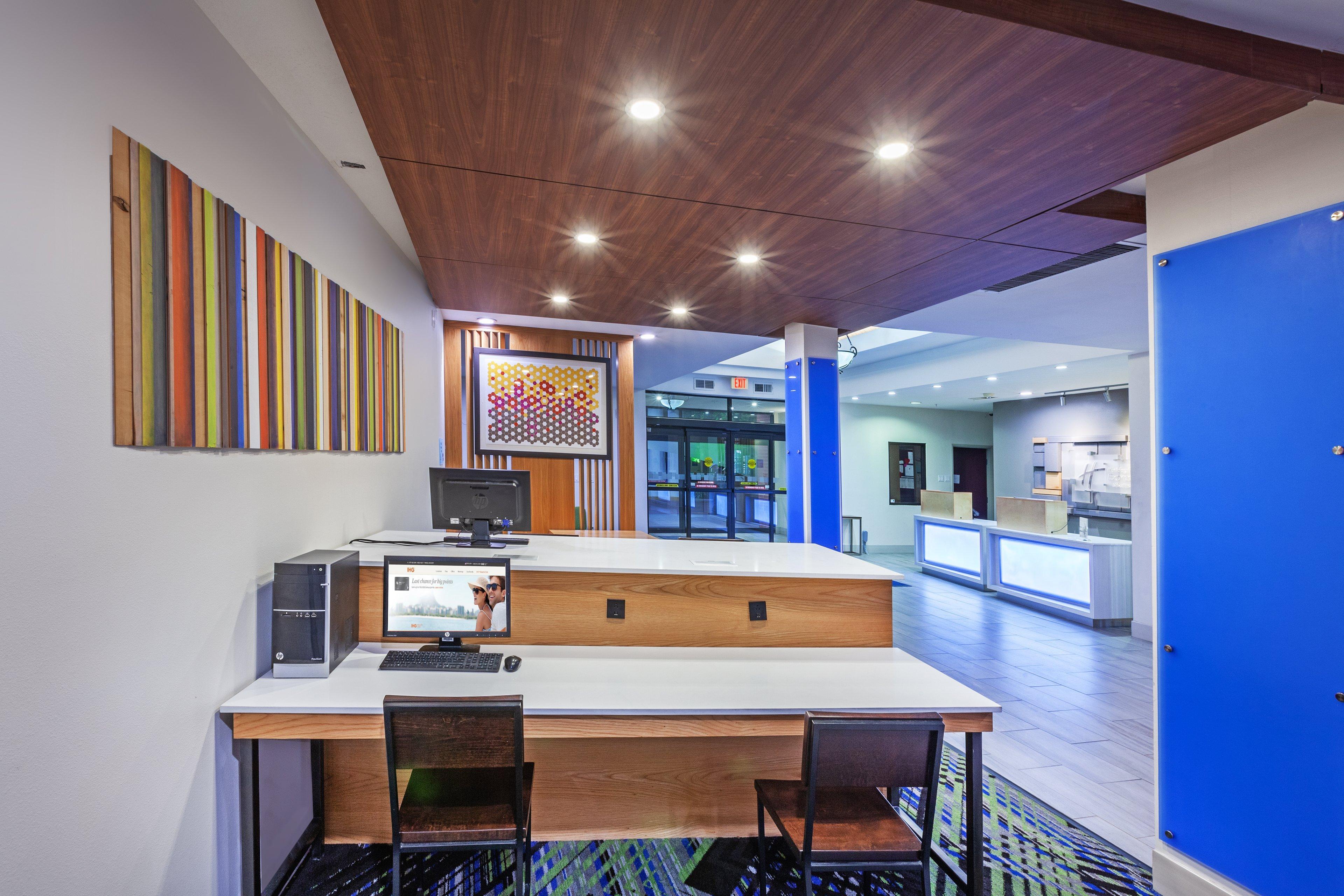 Holiday Inn Express Hotel And Suites Orange, An Ihg Hotel Εξωτερικό φωτογραφία