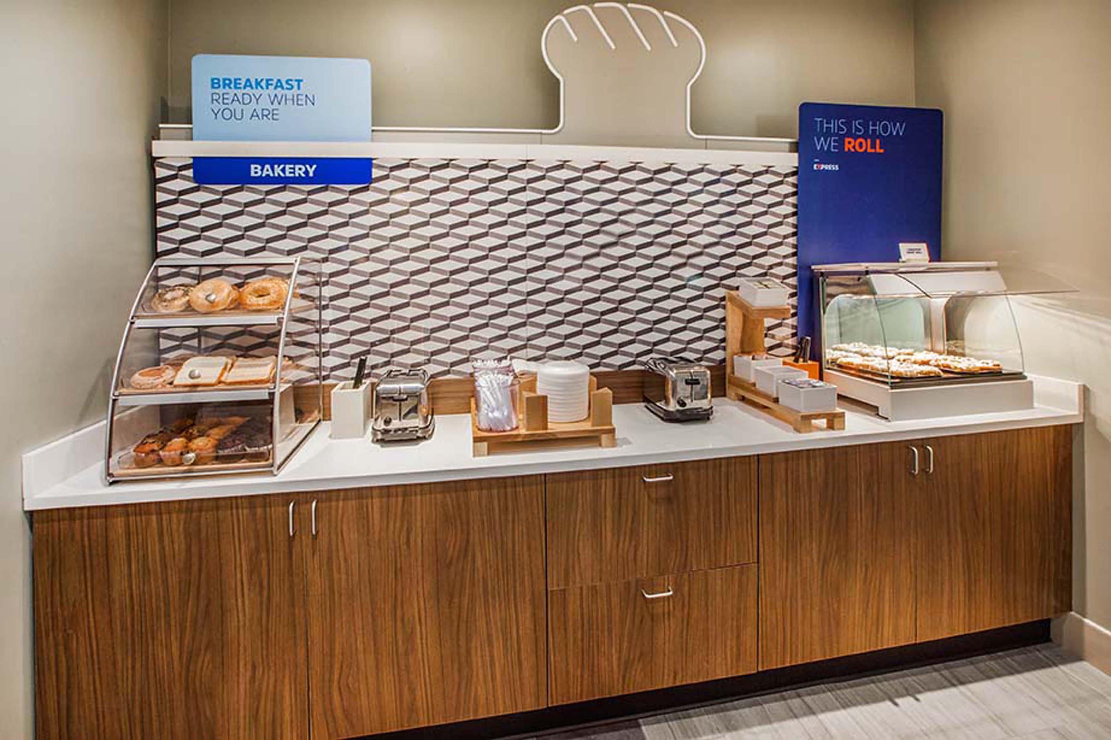 Holiday Inn Express Hotel And Suites Orange, An Ihg Hotel Εξωτερικό φωτογραφία